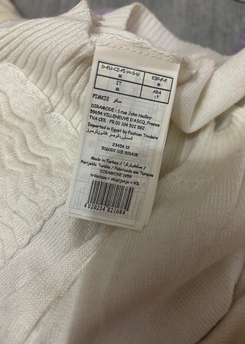 Kısa Kollu Düğmeli Beyaz Mini Hırka - Görsel 4