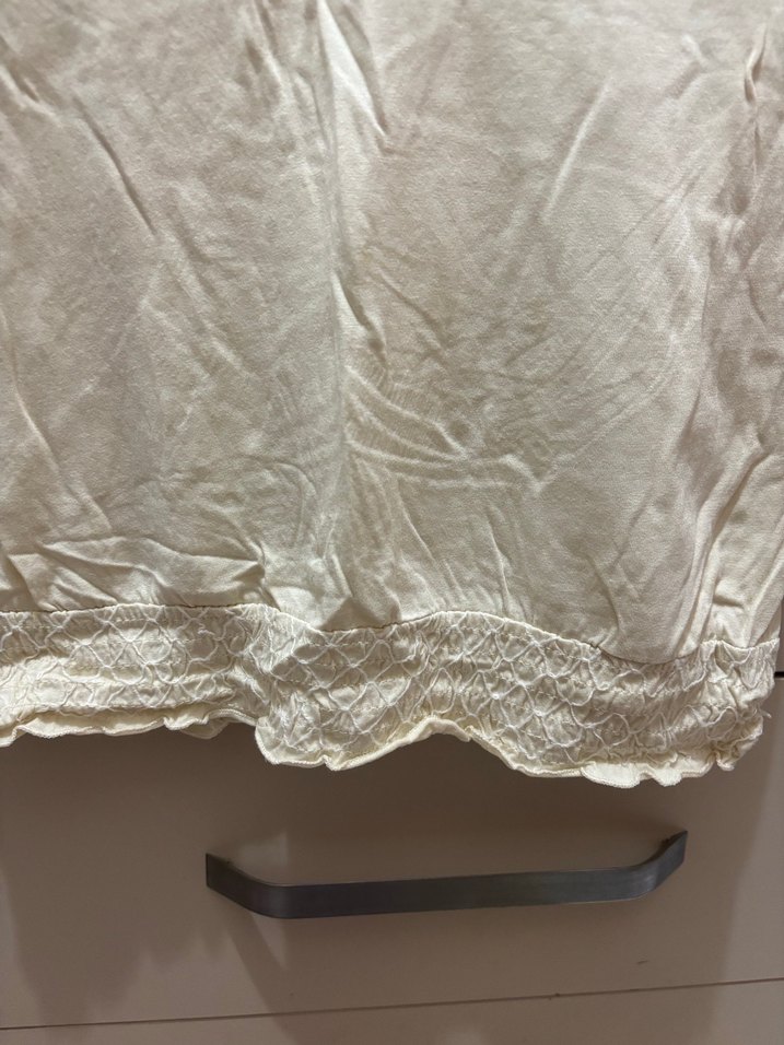 Kadın Beyaz V Yaka Uzun Kollu Keten Bluz - Görsel 2