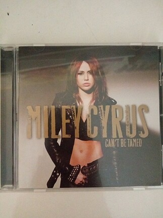Miley Cyrus -