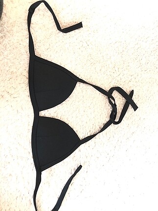 Bikini üst