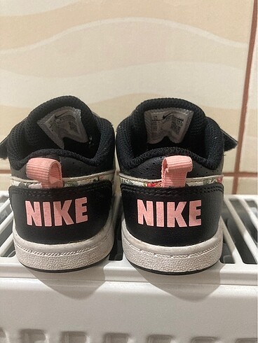 23 Beden siyah Renk Orijinal Nike bebek spor ayakkabı
