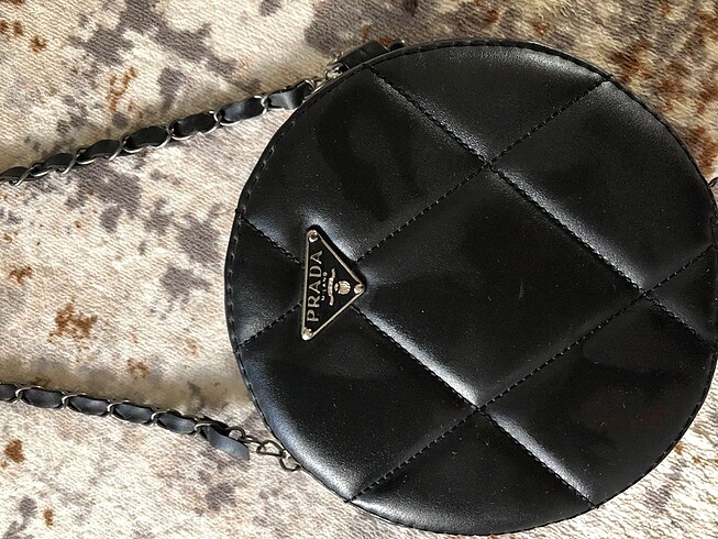 Prada Çanta