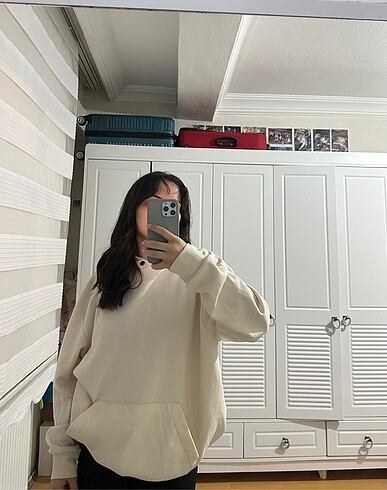 Urban Outfitters Sweat