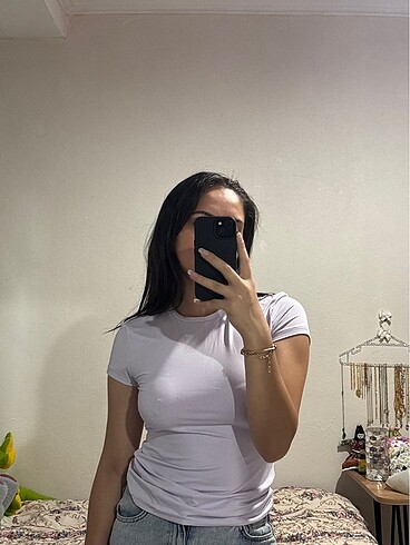 Urban Outfitters Lila tişört