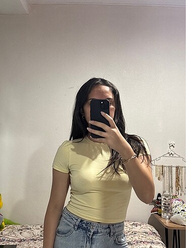 Urban Outfitters Bluzz
