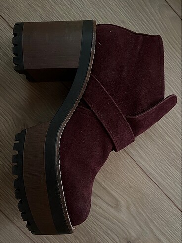 Pull and Bear PULL&BEAR Orijinal Bordo 37 Numara Bot