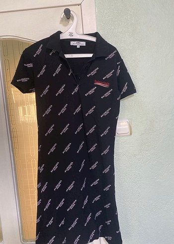 Balenciaga Siyah Kısa Kollu elbise - Görsel 2