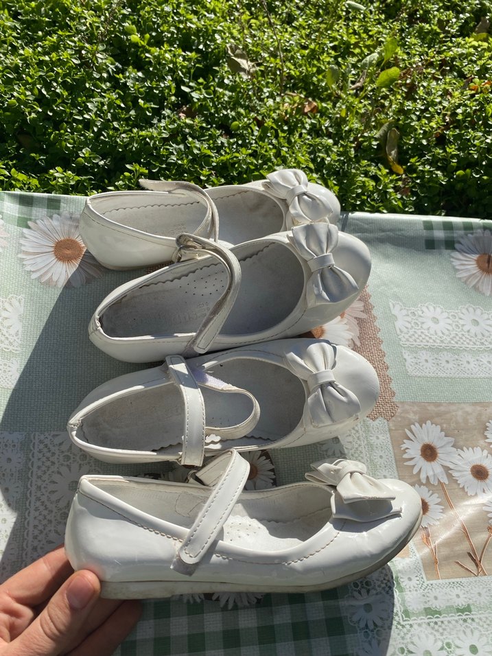 Kız Çocuk Beyaz Fiyonklu Babet Ayakkabı 2 çifttir - Görsel 2