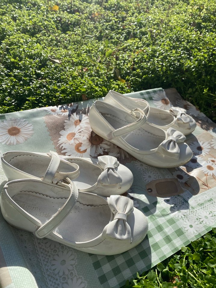 Kız Çocuk Beyaz Fiyonklu Babet Ayakkabı 2 çifttir - Görsel 3