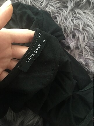 Trendyol & Milla V yaka çıtçıtlı body