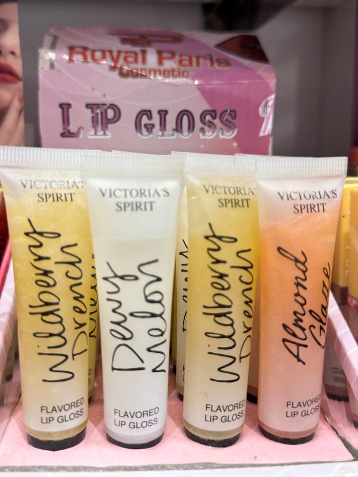 Victoria's Spirit Tatlı Tatlar Dudak Parlatıcısı - Görsel 2