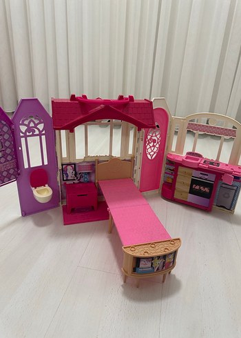 Barbienin Evi Renkli Pembe Çocuk Oyun Evi Seti - Görsel 3