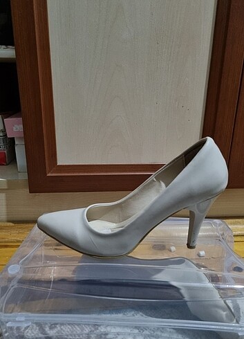 Diğer Stiletto