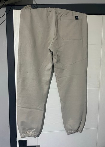 Pull And Bear Giyilmedi Bej Erkek Rahat Kesim Eşofman Altı - Görsel 2