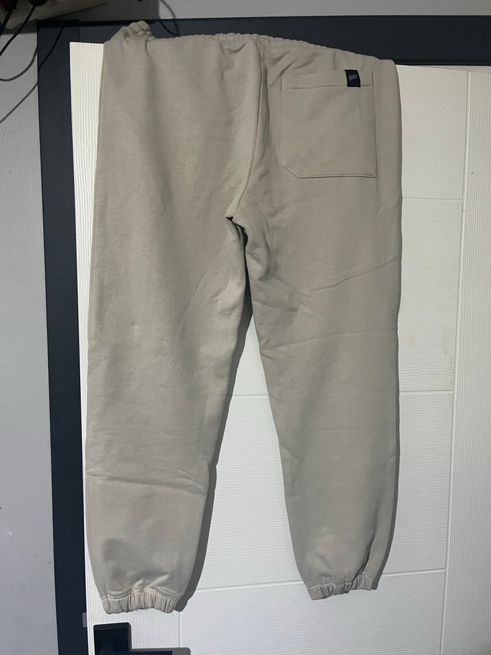 Pull And Bear Giyilmedi Bej Erkek Rahat Kesim Eşofman Altı - Görsel 2