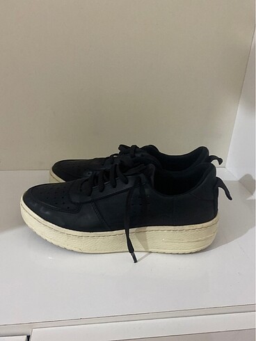Siyah casual ayakkabı - Görsel 2