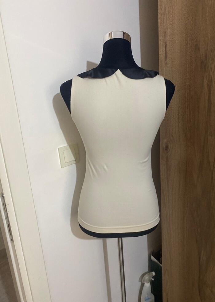 Koton kolsuz esnek bluz - Görsel 4