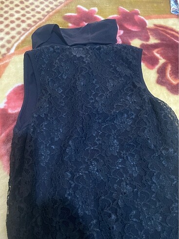 Siyah kolsuz degaje yaka güpür bluz - Görsel 6