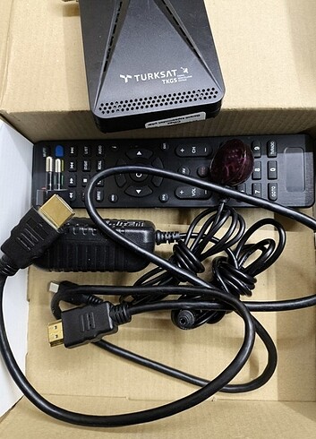 Diğer uydu alıcı HDMİ amstrad Tüm kanallar yüklu