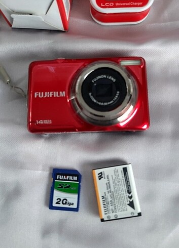 Fujifilm FinePix JV310 14MP 3X Zoom 2,7 LCD Dijital Fotoğraf M