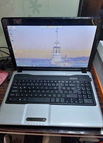 Beden Renk Grundig i7 2 NESİL 2670QM 320 GB HDD 4 GB RAM 1GB EKRAN KARTI