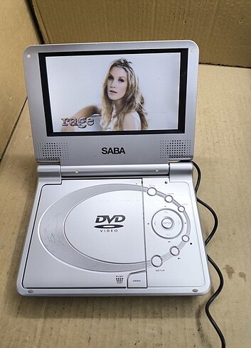 Taşınabilir DVD okuyucu