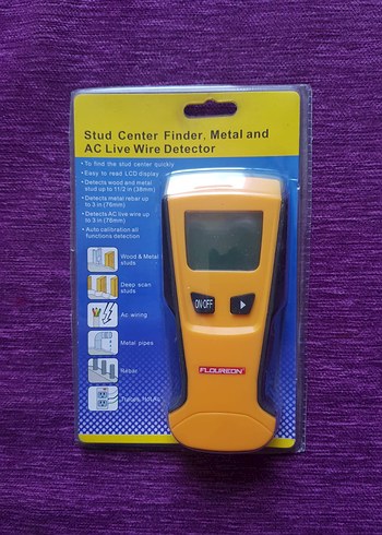 Braun Renkli Metal ve AC Canlı Kablo Dedektörü
