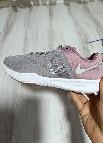 Nike spor ayakkabı