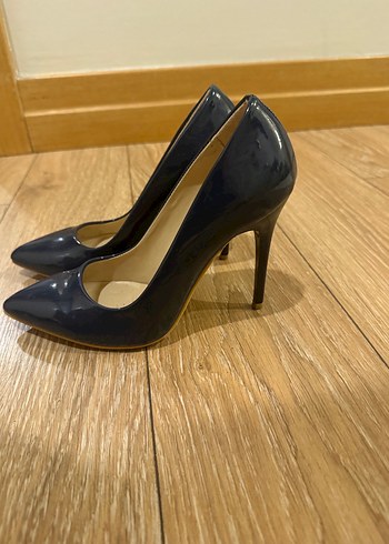 Kadın Lacivert Rugan Stiletto Topuklu Ayakkabı - Görsel 3