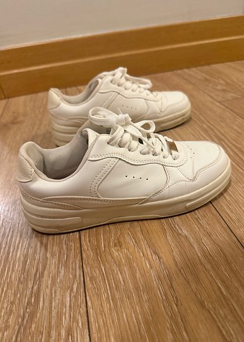 Beyaz Kadın Dolgu Topuk Spor Ayakkabı - Görsel 2