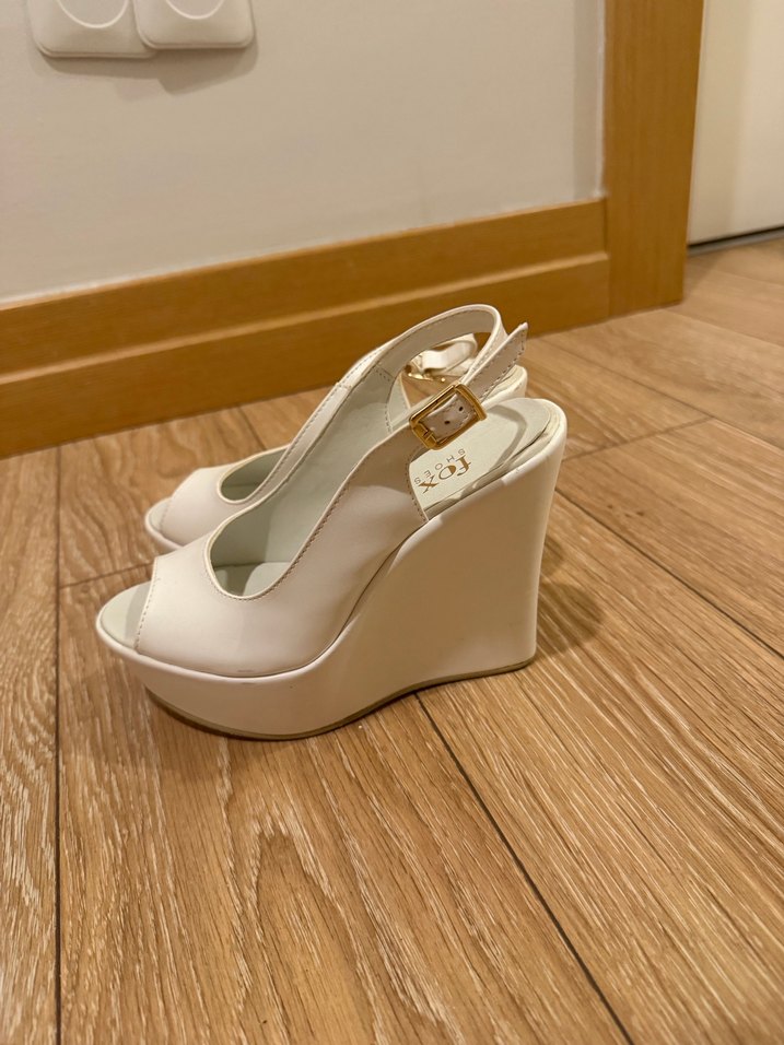 Beyaz Kadın Dolgu Topuklu Abiye Ayakkabı - Görsel 3
