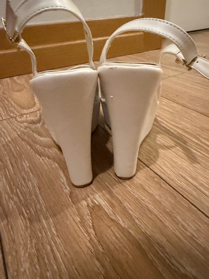 Beyaz Kadın Dolgu Topuklu Abiye Ayakkabı - Görsel 4