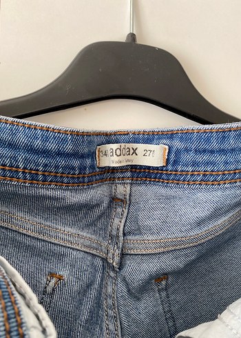 38 Beden mavi Renk Tokalı, Sıkı Kesim Kadın Kot Pantolon