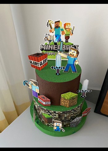 Trendyol & Milla Renkli Minecraft Temalı Lego maket pasta