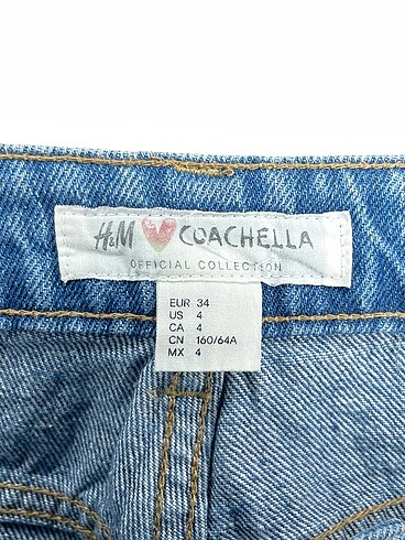 34 Beden mavi Renk H&M Mini Şort %70 İndirimli.