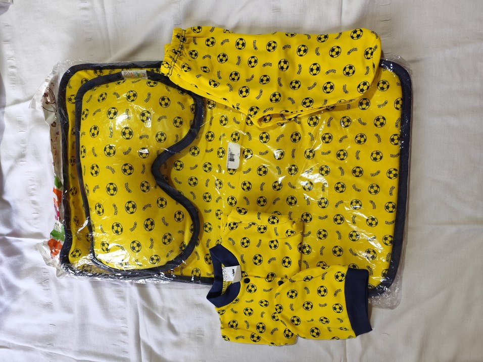 Fenerbahçeli Bebek Takımı ve Alt açma minderi - Görsel 2