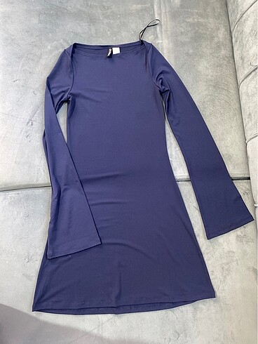 H&m poliamid elbise
