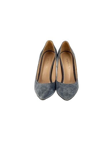37 Beden Divarese Stiletto %70 İndirimli.