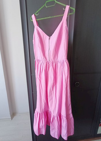 Pembe V Yaka Kolsuz Uzun Elbise