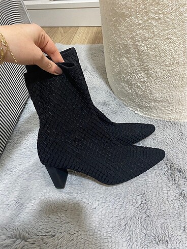 Zara bot