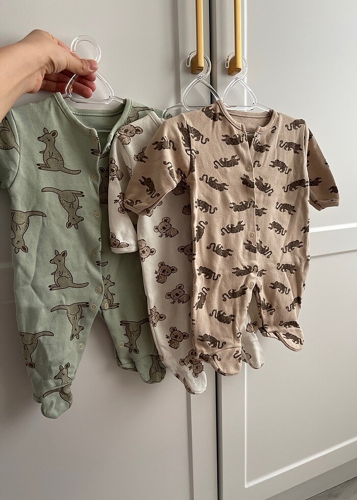 Mıdırmlı marka 3 adet ayaklı tulum 230 tl - Görsel 2