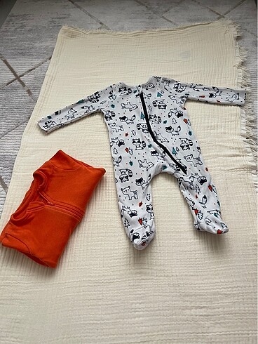 Pamuklu 2 adet tulum 3 aylık 160 tl - Görsel 4