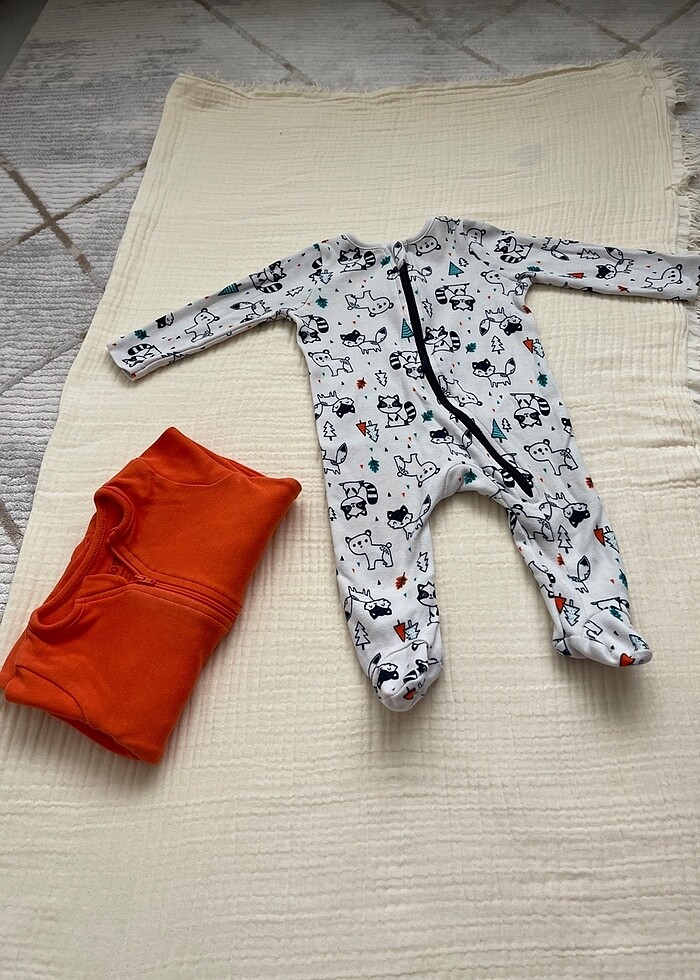 Pamuklu 2 adet tulum 3 aylık 160 tl - Görsel 4