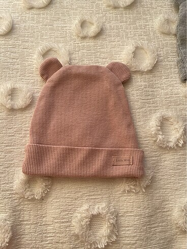 Zara şapka 2 şapka 200 tll - Görsel 3