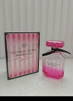 VICTORIA SECRET BOMBSHELL 