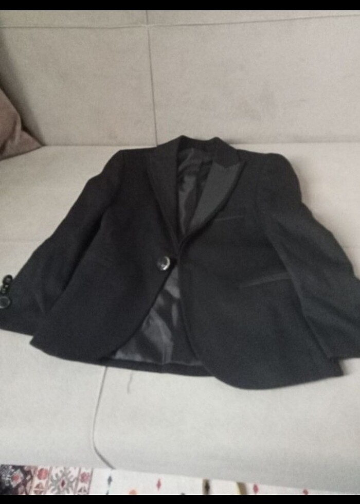 Takım elbise 1 gün giyildi - Görsel 4