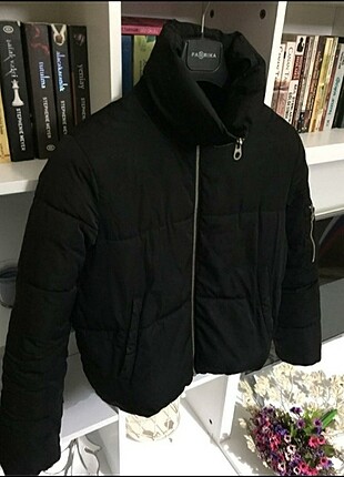 Bershka Bershka Puffy Siyah Mont