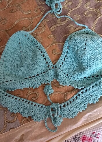 m Beden Bralet