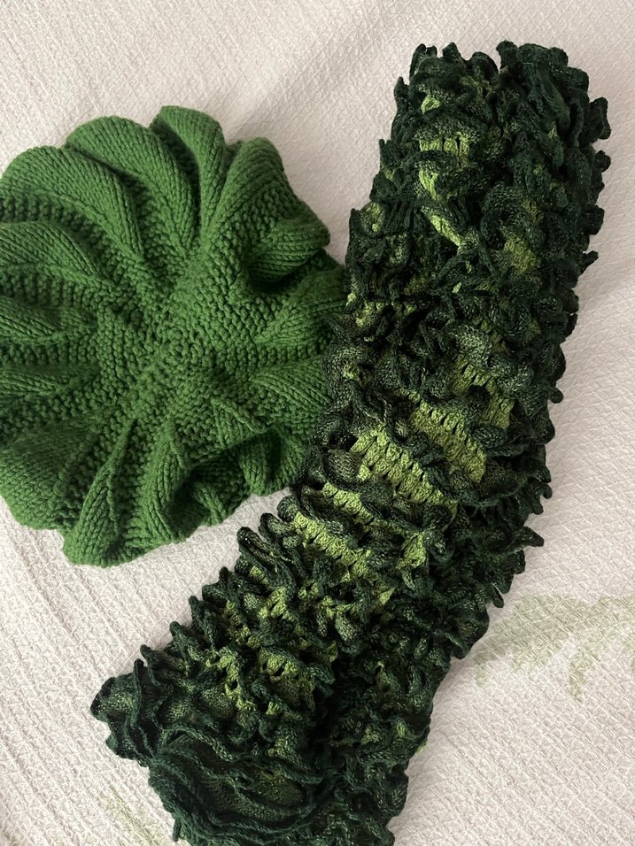 Yeşil Örgü Bere ve Atkı Takımı - Görsel 2