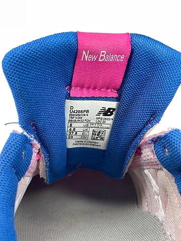 37,5 Beden çeşitli Renk New Balance Spor Ayakkabı %70 İndirimli.